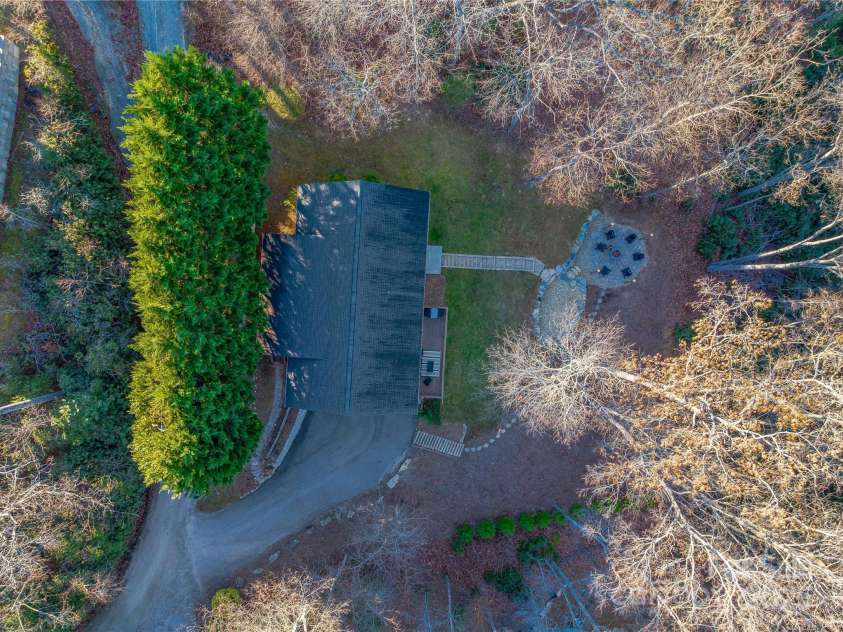 90 Indian Mound Trail, Fairview, NC 28730.  MLS# CAR4268261, YatesRealty ID 1740. 