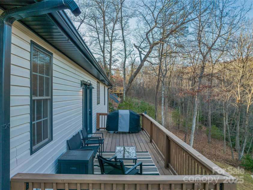 90 Indian Mound Trail, Fairview, NC 28730.  MLS# CAR4268261, YatesRealty ID 1740. 