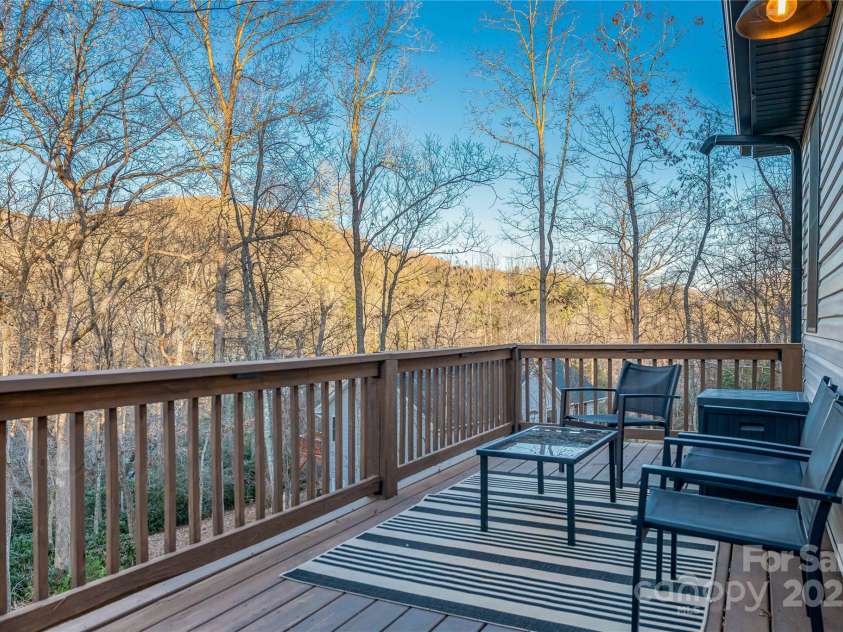 90 Indian Mound Trail, Fairview, NC 28730.  MLS# CAR4268261, YatesRealty ID 1740. 