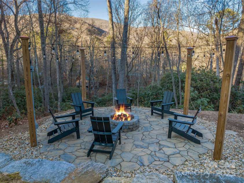 90 Indian Mound Trail, Fairview, NC 28730.  MLS# CAR4268261, YatesRealty ID 1740. 