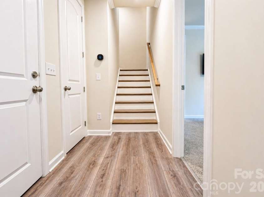 12008 John Newton Drive, Davidson, NC 28036.  MLS# CAR4375341, YatesRealty ID 17400. Lower Floor Entry Hall