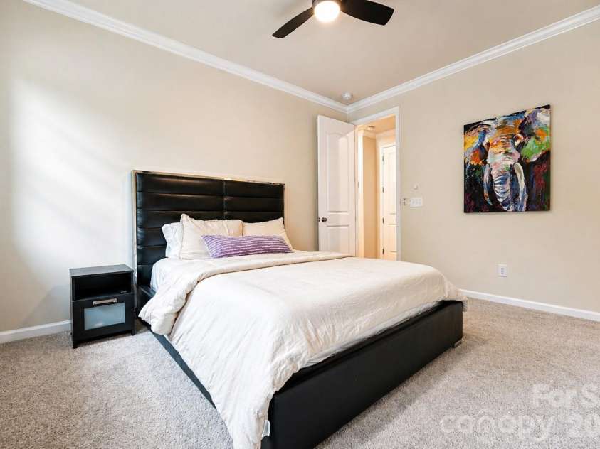 12008 John Newton Drive, Davidson, NC 28036.  MLS# CAR4375341, YatesRealty ID 17400. Lower Guest