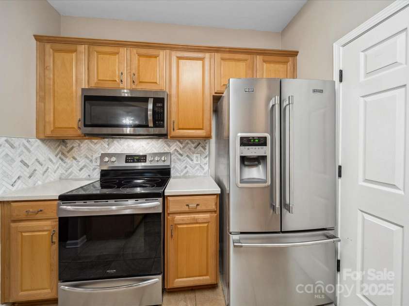 14321 San Paolo Lane, Charlotte, NC 28277.  MLS# CAR4250728, YatesRealty ID 17400. 