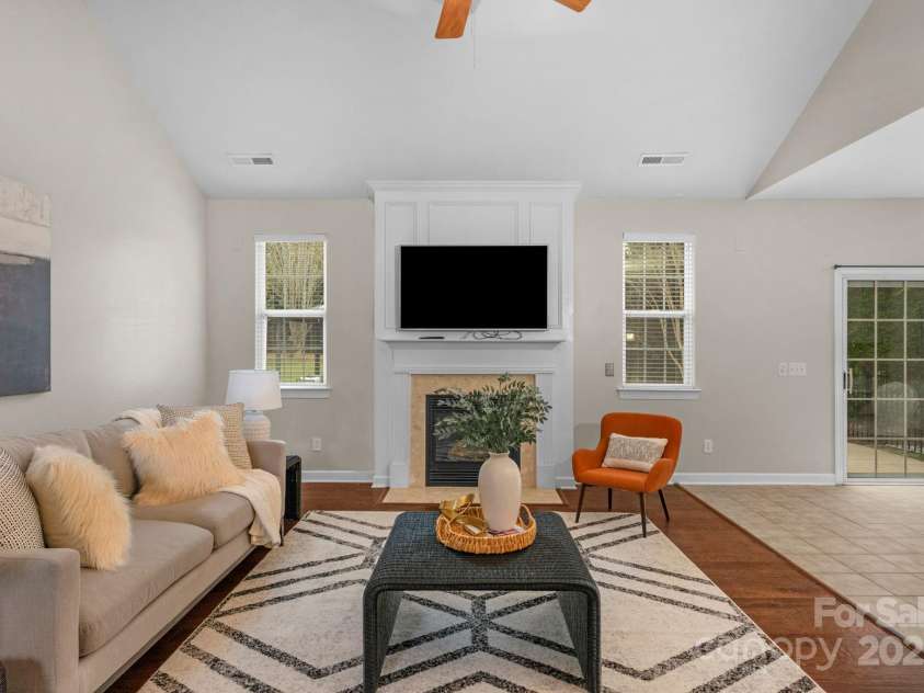 2711 Liberty Hall Court, Waxhaw, NC 28173.  MLS# CAR4228548, YatesRealty ID 17401. 
