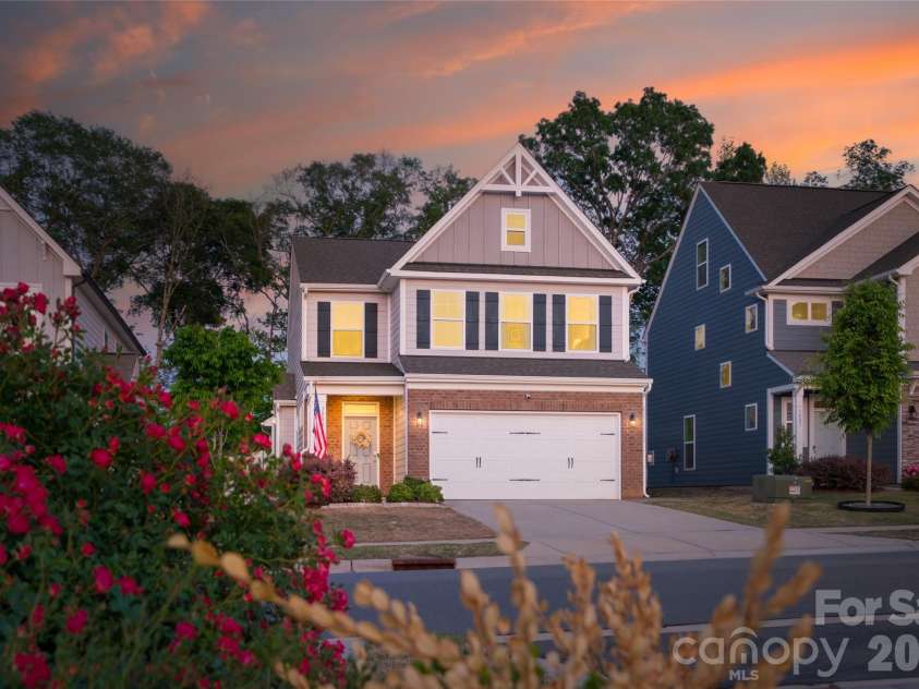 3881 Center Place Drive, Harrisburg, NC 28075.  MLS# CAR4372503, YatesRealty ID 17403. 