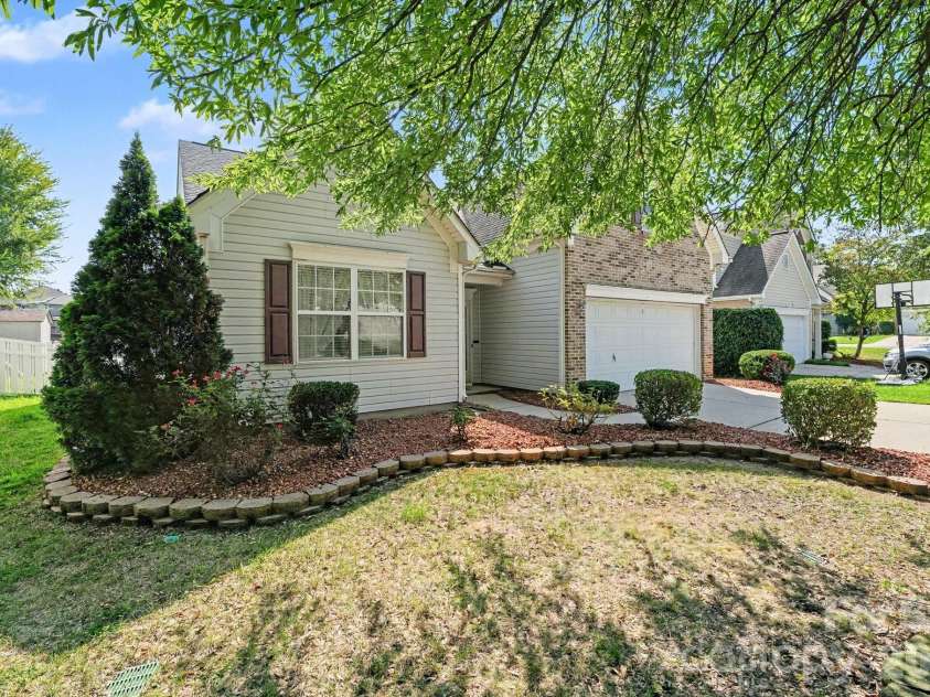 1274 Emory Lane, Concord, NC 28027.  MLS# CAR4375773, YatesRealty ID 17405. 