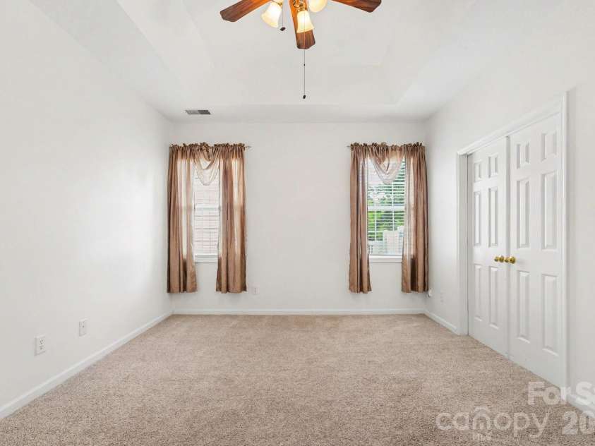 1274 Emory Lane, Concord, NC 28027.  MLS# CAR4375773, YatesRealty ID 17405. 