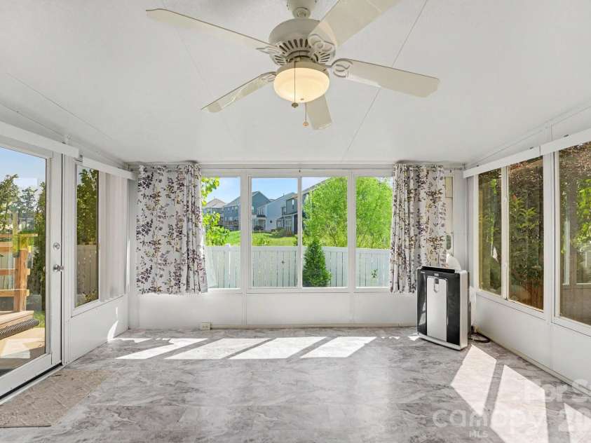 1274 Emory Lane, Concord, NC 28027.  MLS# CAR4375773, YatesRealty ID 17405. 