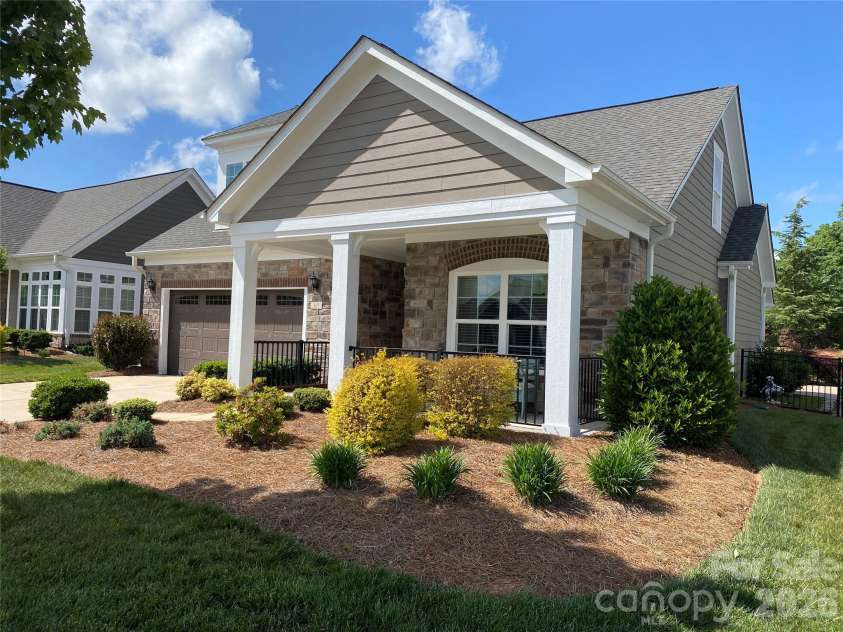 117 Mercyview Lane, Mooresville, NC 28117.  MLS# CAR4374423, YatesRealty ID 17406. Front - nicely landscaped