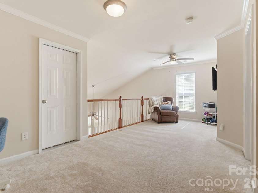 168 Arcadian Way, Mooresville, NC 28117.  MLS# CAR4375171, YatesRealty ID 17407. Loft
