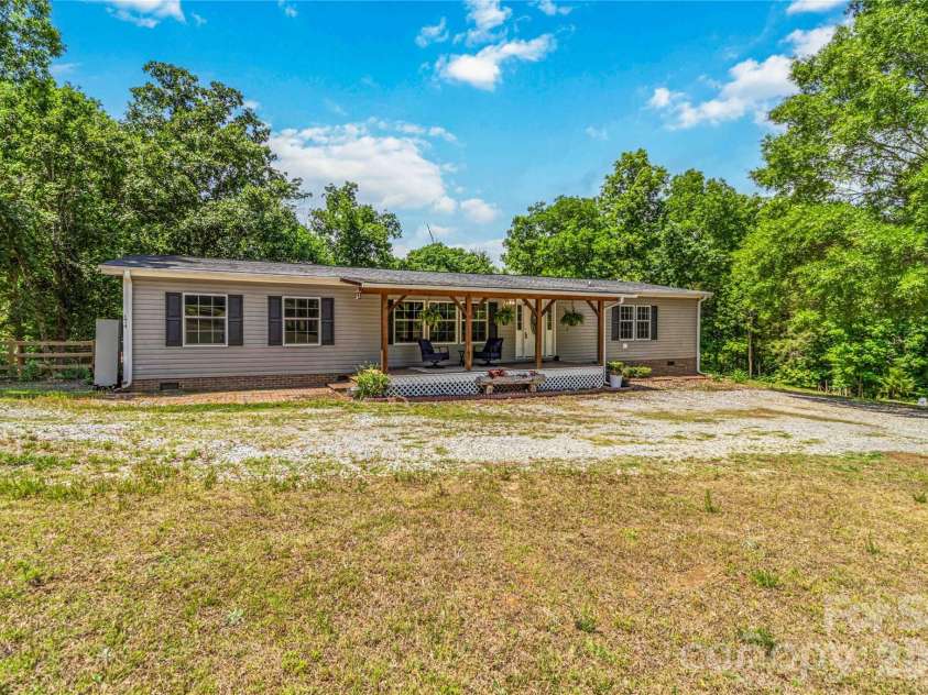 174 Little Pine Drive, Smyrna, SC 29743.  MLS# CAR4375525, YatesRealty ID 17408. 