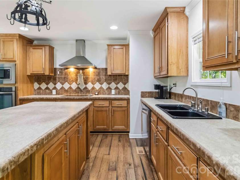 174 Little Pine Drive, Smyrna, SC 29743.  MLS# CAR4375525, YatesRealty ID 17408. 