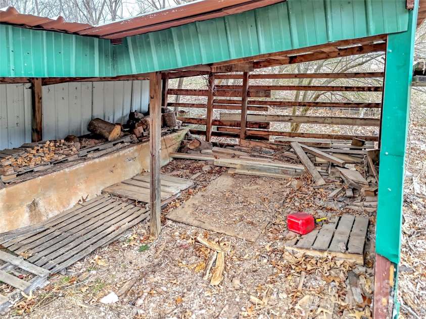 18 & 44 Sierra Point, Waynesville, NC 28786.  MLS# CAR4333158, YatesRealty ID 1741. 