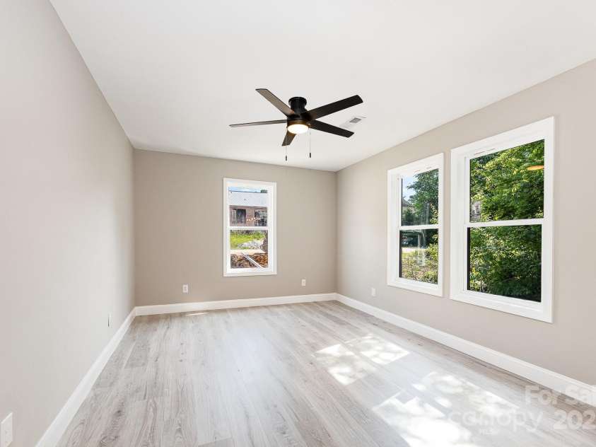 143 Hickory Street, Mocksville, NC 27028.  MLS# CAR4254056, YatesRealty ID 17412. 