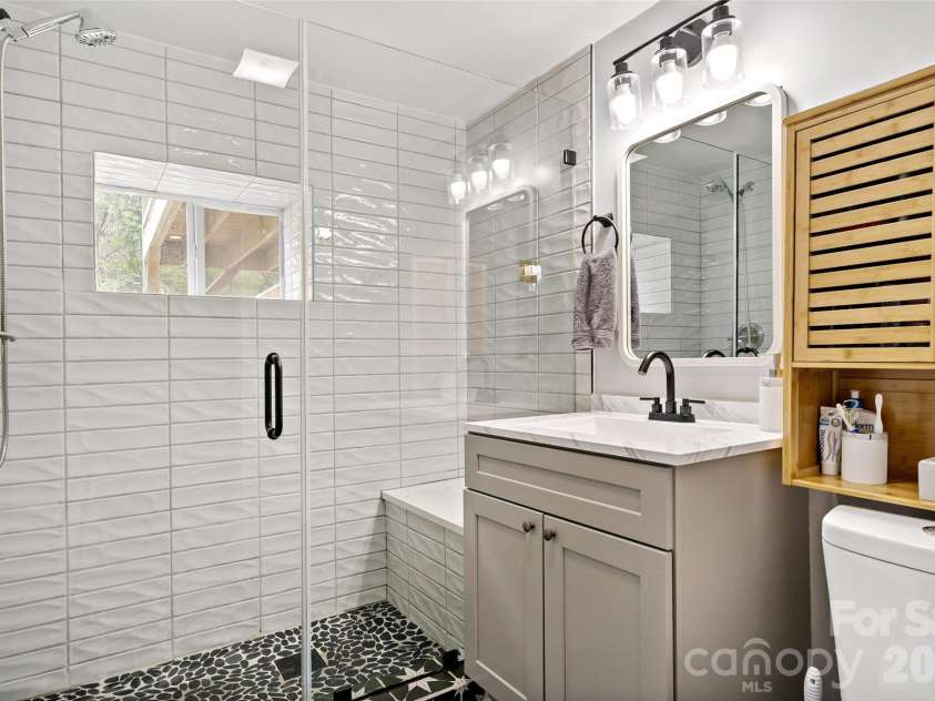 153 Arrowood Corner Road, Mars Hill, NC 28754.  MLS# CAR4376907, YatesRealty ID 17413. 