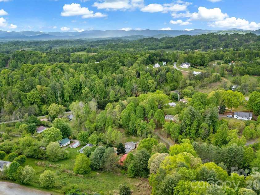 153 Arrowood Corner Road, Mars Hill, NC 28754.  MLS# CAR4376907, YatesRealty ID 17413. 