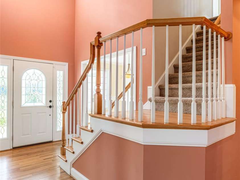 8 Scarlet Rdg Lane, Weaverville, NC 28787.  MLS# CAR4233209, YatesRealty ID 17414. Upper level Access