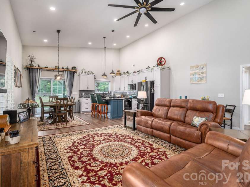 346 Car Farm Road, Lincolnton, NC 28092.  MLS# CAR4365086, YatesRealty ID 17415. 