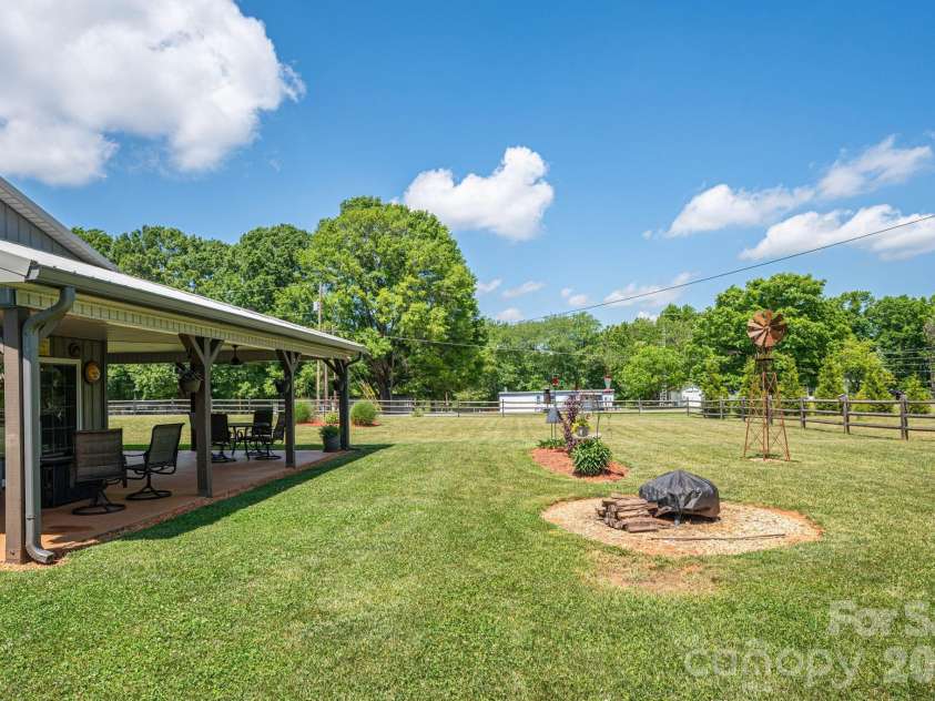 346 Car Farm Road, Lincolnton, NC 28092.  MLS# CAR4365086, YatesRealty ID 17415. 
