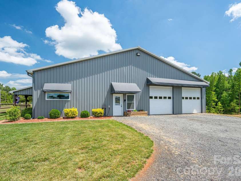346 Car Farm Road, Lincolnton, NC 28092.  MLS# CAR4365086, YatesRealty ID 17415. 