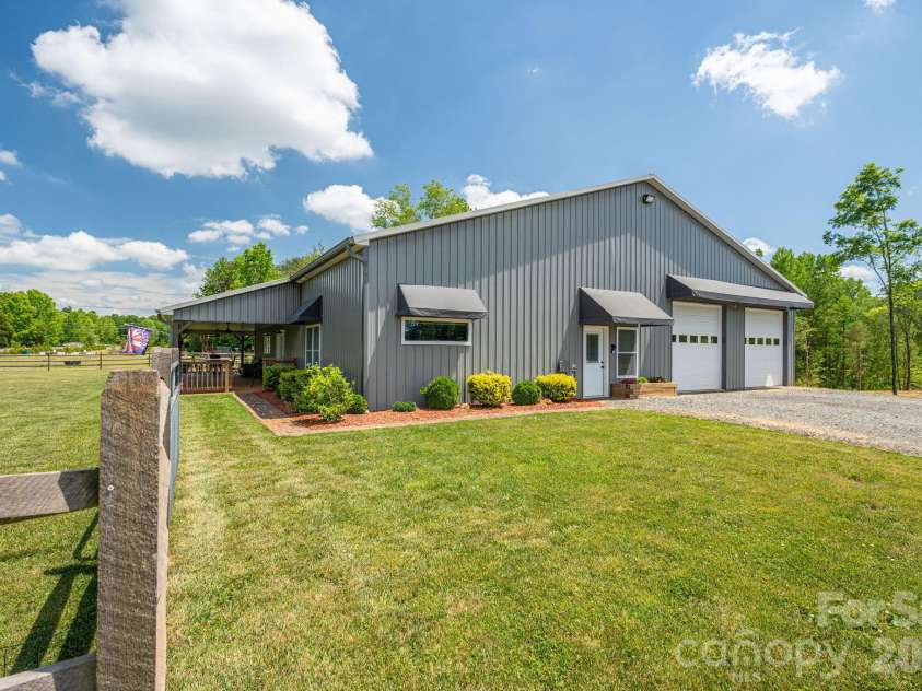 346 Car Farm Road, Lincolnton, NC 28092.  MLS# CAR4365086, YatesRealty ID 17415. 