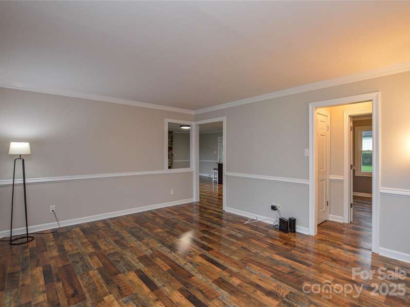 1506 Cameron Drive, Statesville, NC 28625.  MLS# CAR4261391, YatesRealty ID 17416. 