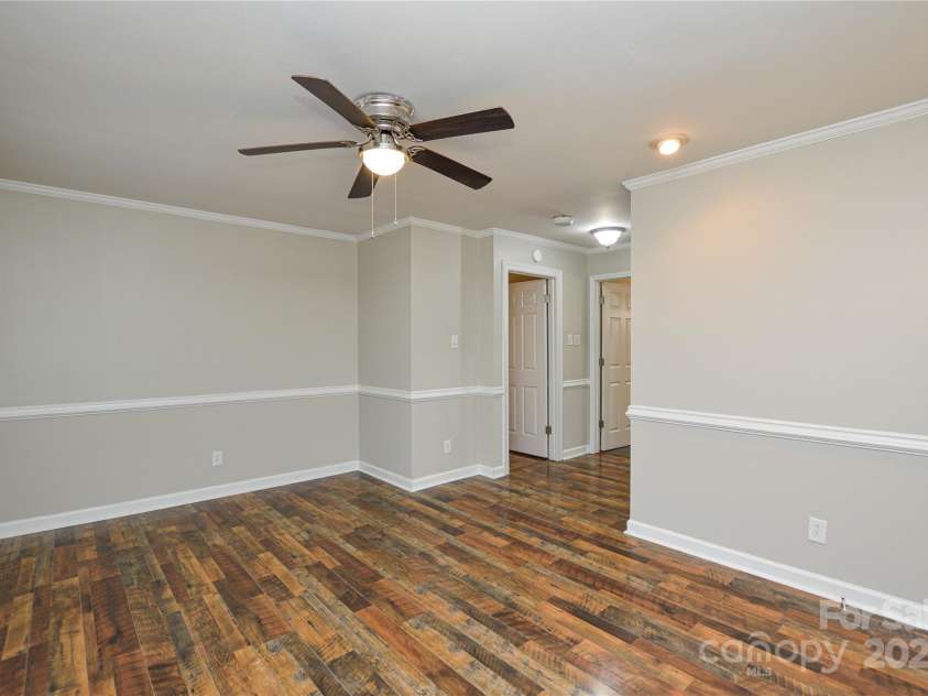 1506 Cameron Drive, Statesville, NC 28625.  MLS# CAR4261391, YatesRealty ID 17416. 