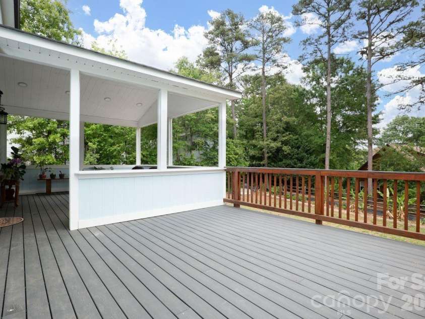 4950 Surfwood Drive, Sherrills Ford, NC 28673.  MLS# CAR4374967, YatesRealty ID 17416. Deck