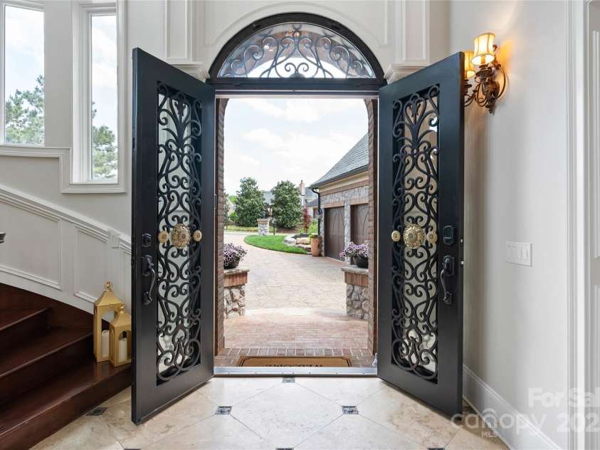 325 Ivy Arbor Circle, Rock Hill, SC 29732.  MLS# CAR4242278, YatesRealty ID 17417. 