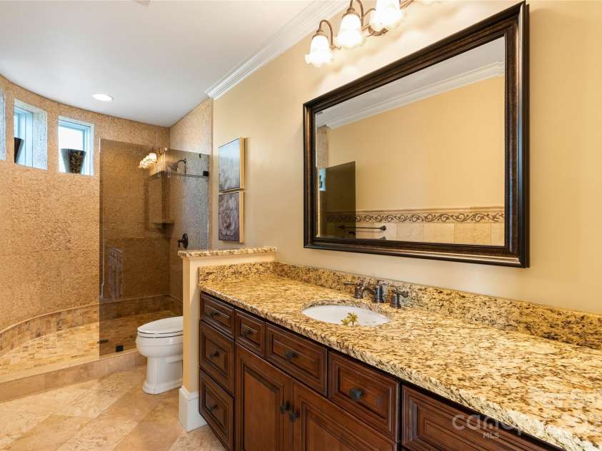 325 Ivy Arbor Circle, Rock Hill, SC 29732.  MLS# CAR4242278, YatesRealty ID 17417. Basement- Bathroom for 4th spare bedroom/workout room