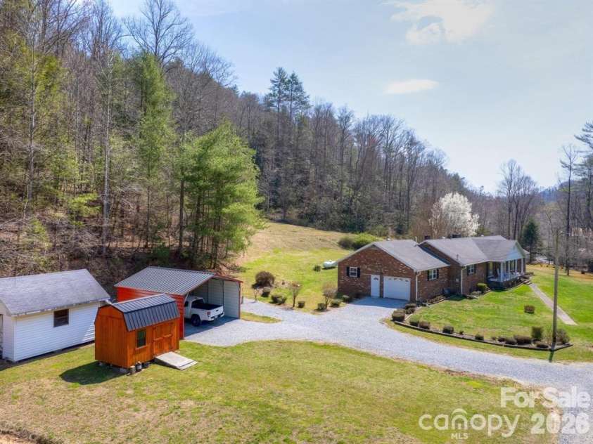 7530 NC 208 Highway, Marshall, NC 28753.  MLS# CAR4376119, YatesRealty ID 17417. 