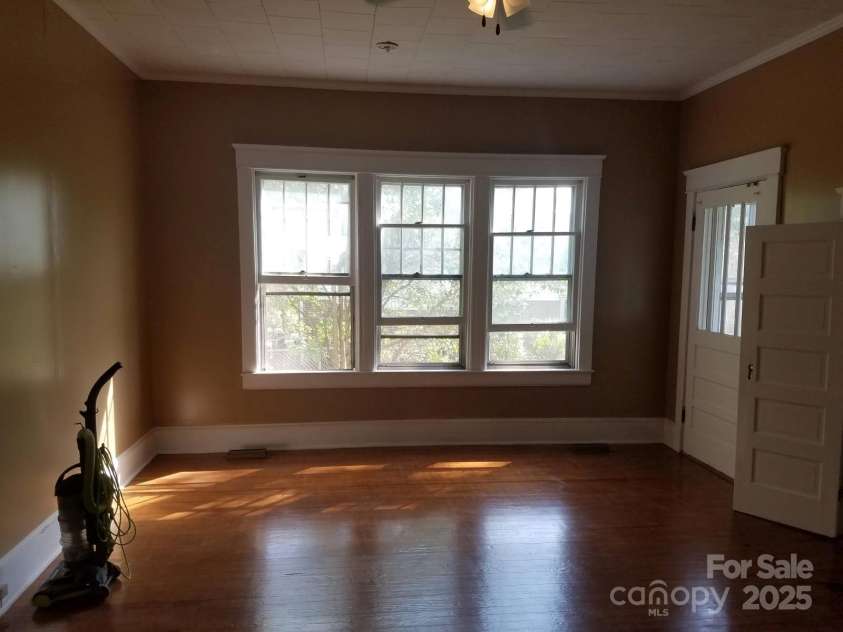 607 Lee Avenue, Wadesboro, NC 28170.  MLS# CAR4259495, YatesRealty ID 17418. 