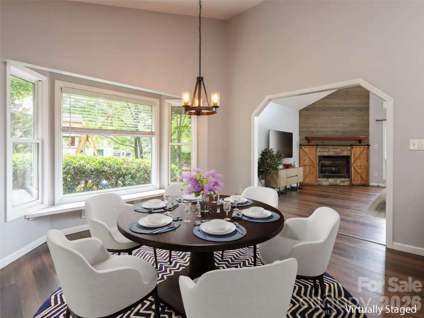 15 Tiffany Lane, Asheville, NC 28804.  MLS# CAR4369734, YatesRealty ID 17419. 