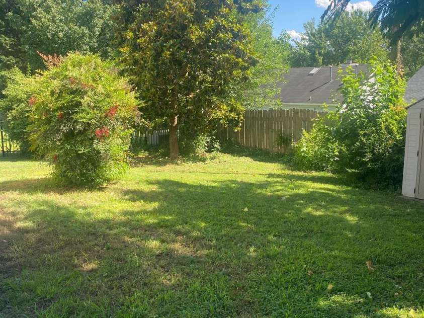 9612 Farmridge Lane, Matthews, NC 28105.  MLS# CAR4263057, YatesRealty ID 17419. Backyard