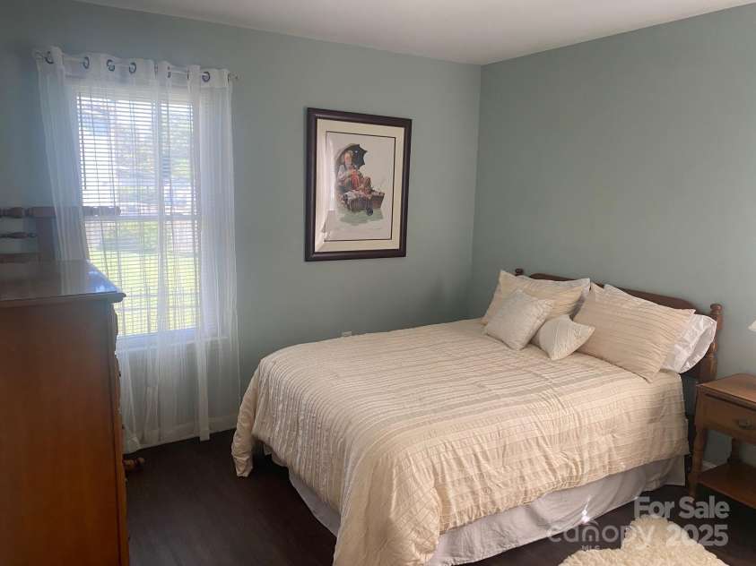 9612 Farmridge Lane, Matthews, NC 28105.  MLS# CAR4263057, YatesRealty ID 17419. Bedroom 2