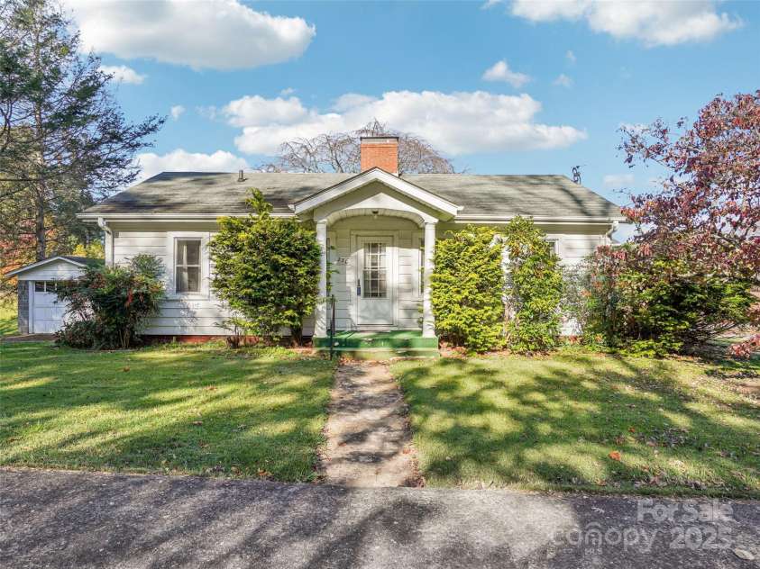 230 Main Street, Mars Hill, NC 28754.  MLS# CAR4315536, YatesRealty ID 1742. 