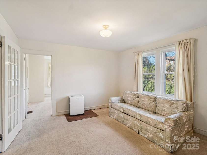 230 Main Street, Mars Hill, NC 28754.  MLS# CAR4315536, YatesRealty ID 1742. 
