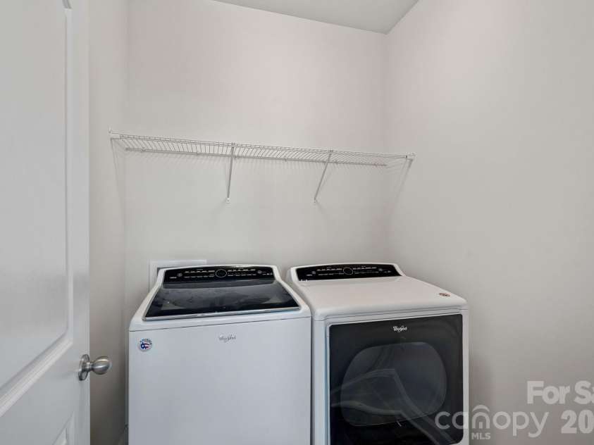 11523 Red Rust Lane, Charlotte, NC 28277.  MLS# CAR4376500, YatesRealty ID 17420. Laundry Room