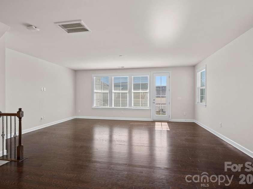 11523 Red Rust Lane, Charlotte, NC 28277.  MLS# CAR4376500, YatesRealty ID 17420. Upper-Level Great Room with access to Balcony