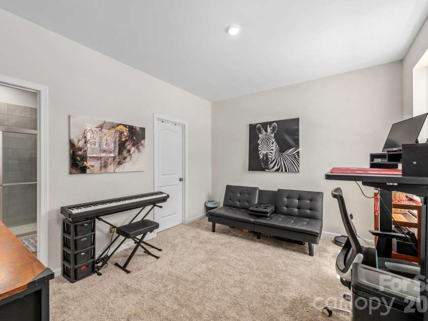 4358 Reed Creek Drive, Sherrills Ford, NC 28673.  MLS# CAR4376926, YatesRealty ID 17421. 