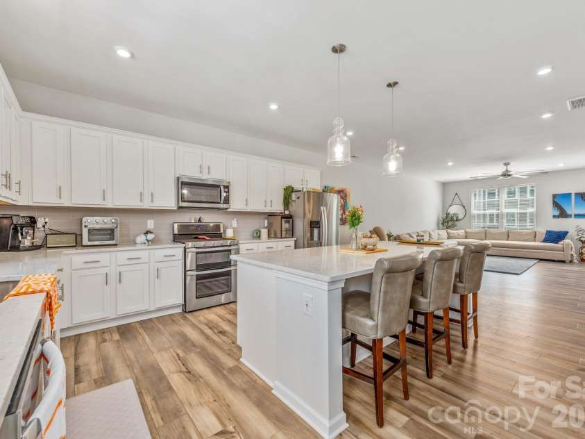 4358 Reed Creek Drive, Sherrills Ford, NC 28673.  MLS# CAR4376926, YatesRealty ID 17421. 