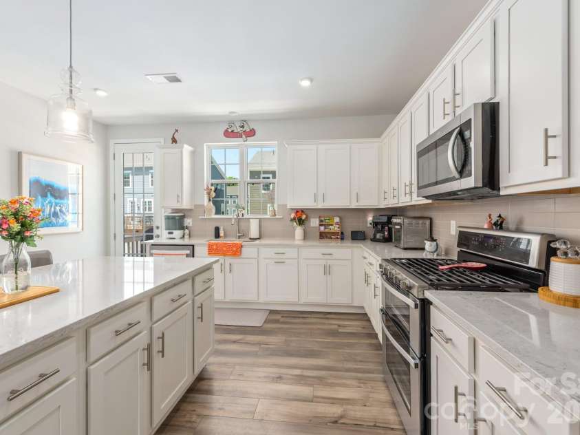 4358 Reed Creek Drive, Sherrills Ford, NC 28673.  MLS# CAR4376926, YatesRealty ID 17421. 