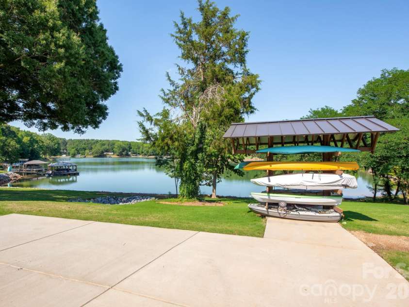 4358 Reed Creek Drive, Sherrills Ford, NC 28673.  MLS# CAR4376926, YatesRealty ID 17421. 