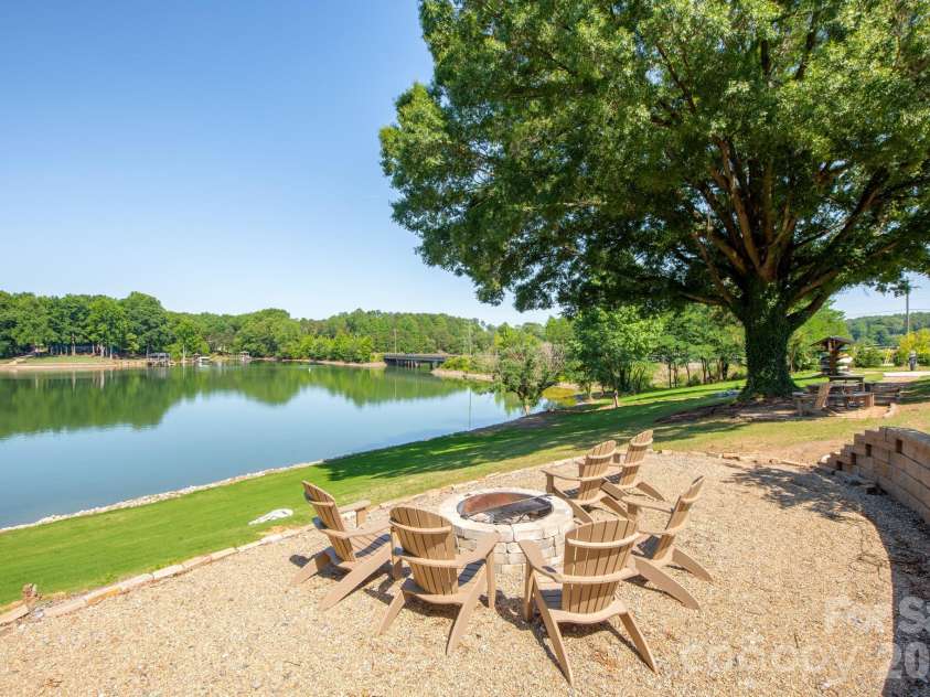4358 Reed Creek Drive, Sherrills Ford, NC 28673.  MLS# CAR4376926, YatesRealty ID 17421. 