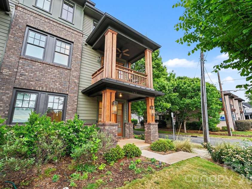 345 East Boulevard, Charlotte, NC 28203.  MLS# CAR4376054, YatesRealty ID 17422. 