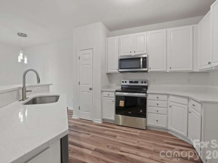 8738 Twined Creek Lane, Charlotte, NC 28227.  MLS# CAR4376717, YatesRealty ID 17423. 