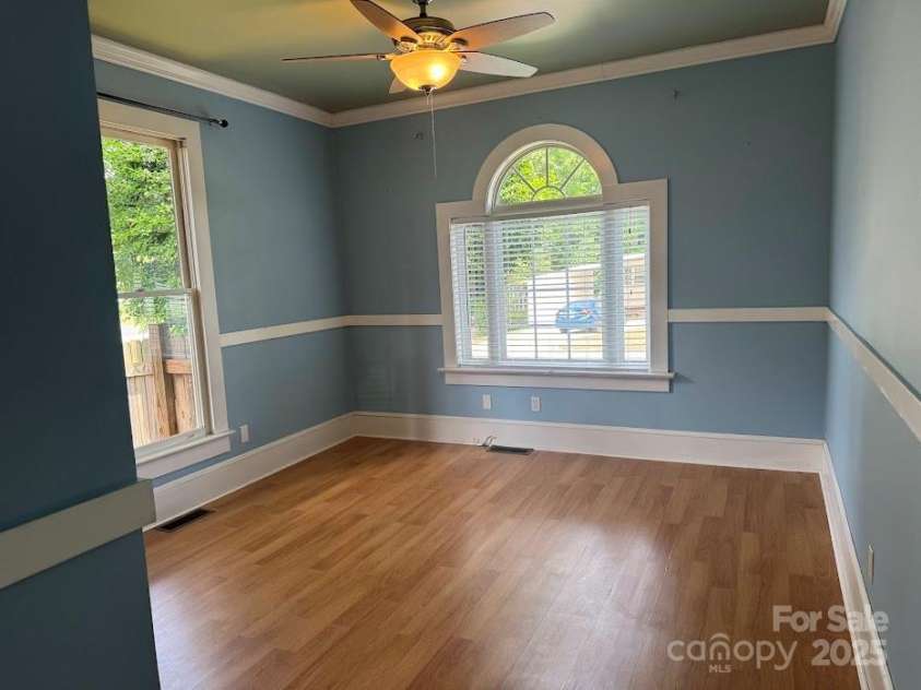 1019 Valley Street, Kannapolis, NC 28081.  MLS# CAR4251988, YatesRealty ID 17425. Front bedroom