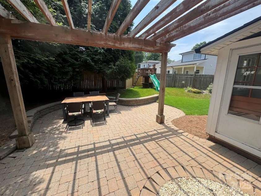 1019 Valley Street, Kannapolis, NC 28081.  MLS# CAR4251988, YatesRealty ID 17425. Great Patio and private backyard