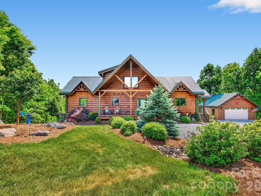217 Summit Drive, Nebo, NC 28761.  MLS# CAR4376943, YatesRealty ID 17427. 