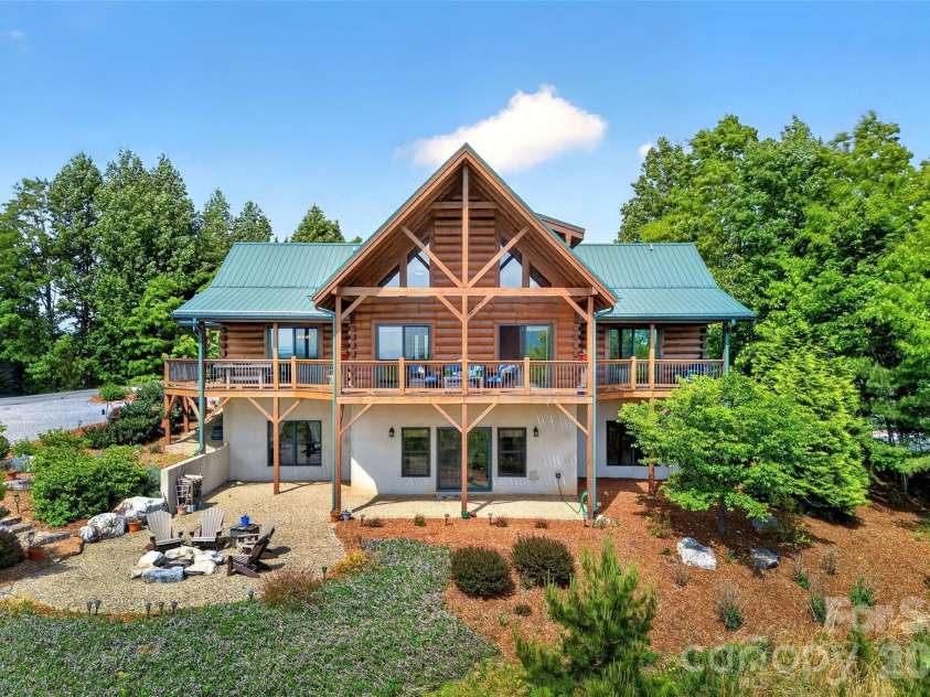 217 Summit Drive, Nebo, NC 28761.  MLS# CAR4376943, YatesRealty ID 17427. 